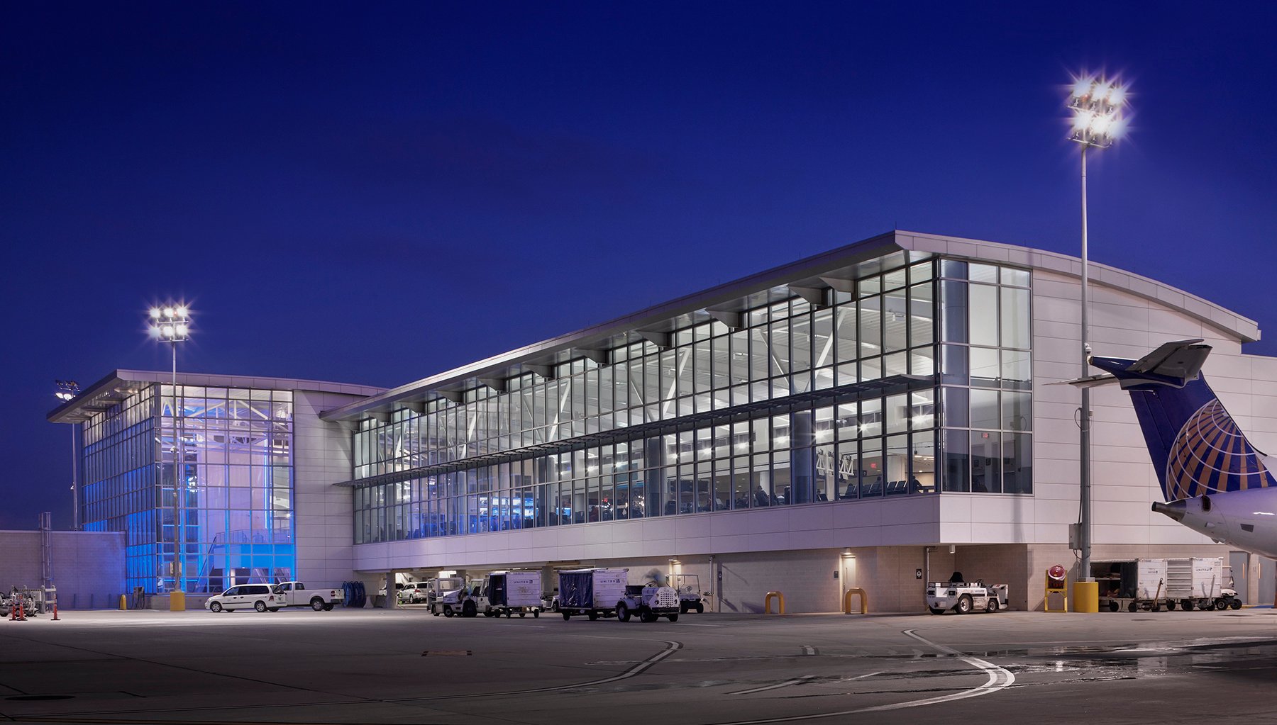 Downloads: George Bush Intercontinental Airport Terminal B South Side ...